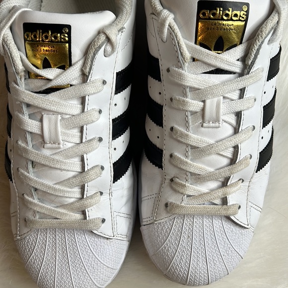 Adidas superstars shell tops size 9 - Picture 5 of 5